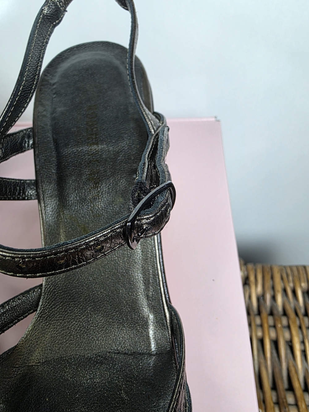 Italian Leather Metallic Pewter Slingback Heels |Size 8 AA Narrow Y2K Square Toe - Picture 4 of 9